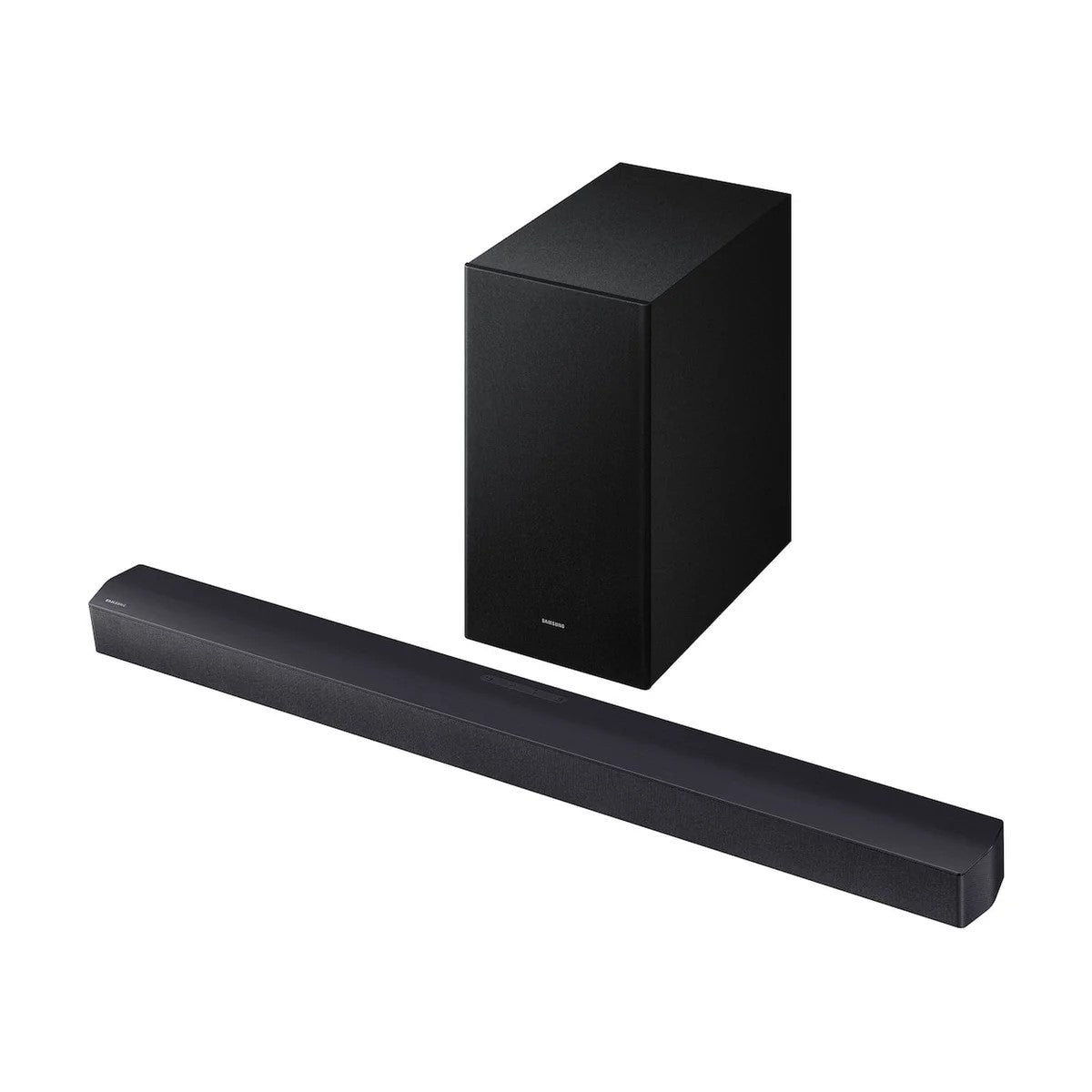 Barra de sonido Samsung HW-B450F y subwoofer negro vistos en perspectiva