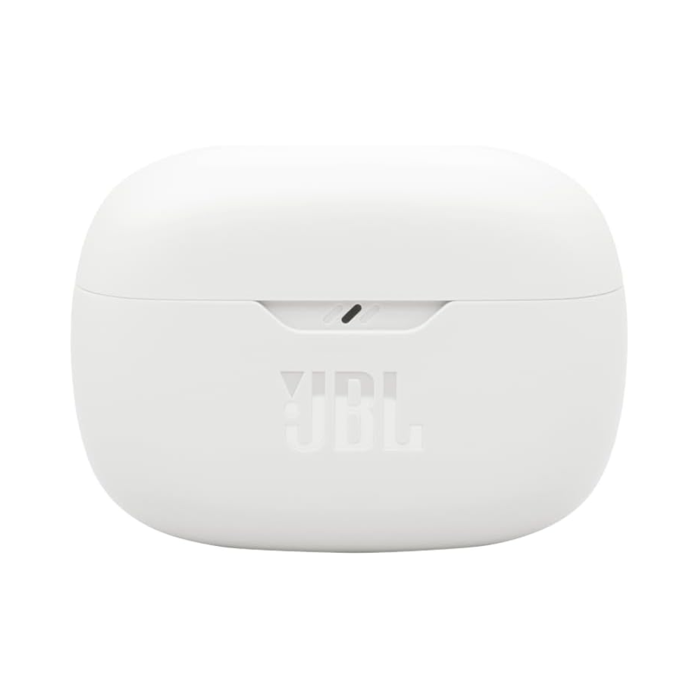 Estuche de carga cerrado de los audífonos JBL Vibe Beam 2 en color negro