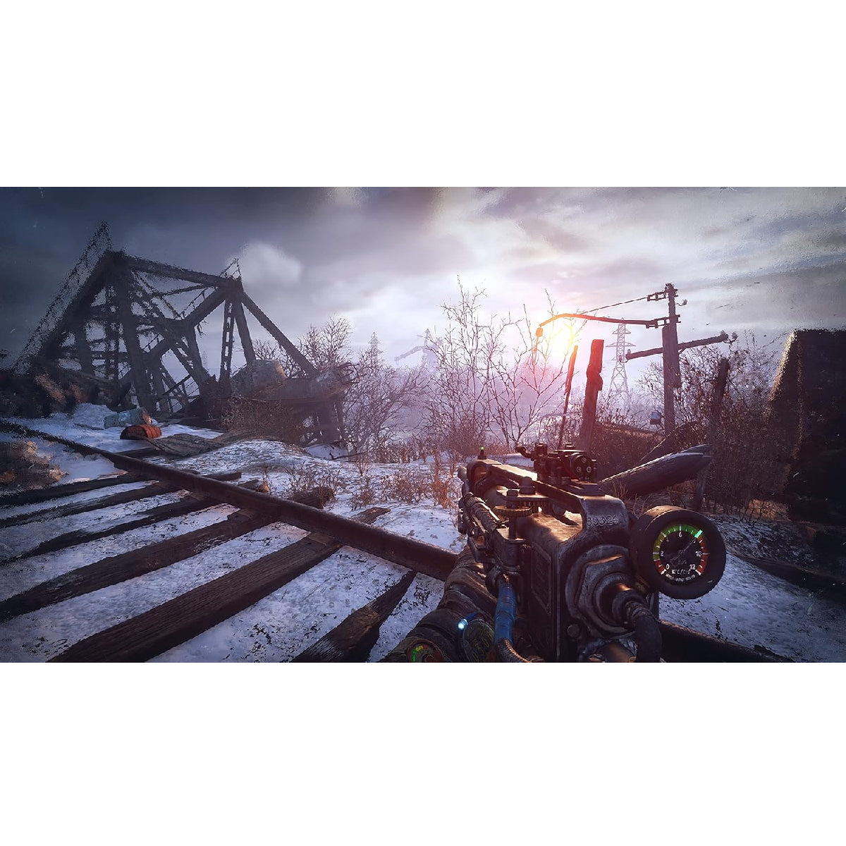 Mapa extendido sobre una mesa con brújula, radio y equipo de supervivencia en Metro Exodus